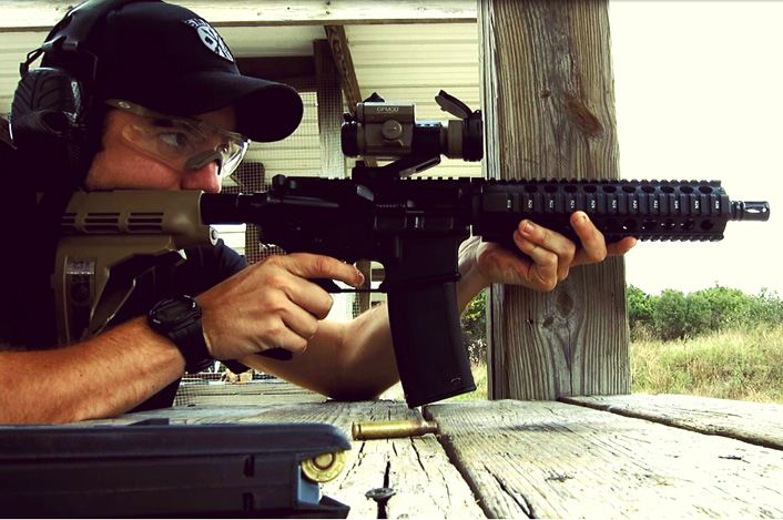 Best Red Dot Sight Under $200 -Vortex OPMOD StrikeFire II GearExpert